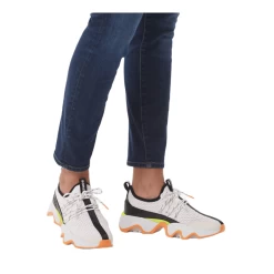 Sorel Kinetic Impact II Lace Sneaker - Women's -WinterWanderlust Adventures 1250174 800 auto