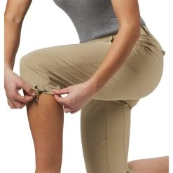 COLUMBIA Women's Saturday Trail II Knee Pants 11 COLUMBIA Women's Saturday Trail II Knee Pants -WinterWanderlust Adventures 2064892 204 alt4