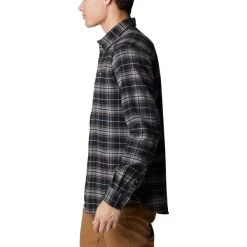 COLUMBIA Men’s Cornell Woods Flannel Long-Sleeve Shirt -WinterWanderlust Adventures 2081984 001 alt2