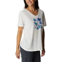 COLUMBIA Women's Bluebird Day Relaxed V-Neck Tee -WinterWanderlust Adventures 2085706 101 alt3