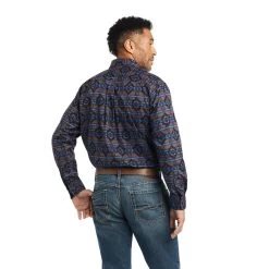 'Ariat' Men's Giannis Classic Fit Button Down - Carafe -WinterWanderlust Adventures F22 MNS WEST 10042371 back 1024x1024@2x