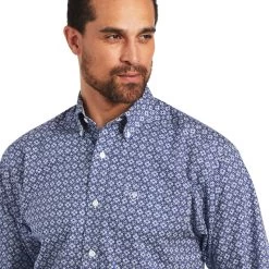 'Ariat' Men's Wrinkle Free Ernest Classic Fit Button Down - Nocturnal Blue -WinterWanderlust Adventures S22 MNS WEST 10040727 detail01 1024x1024@2x