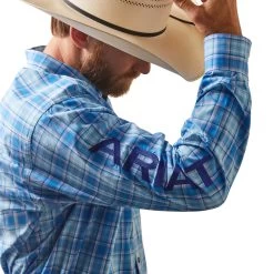 'Ariat' Men's Pro Series Team Hogan Classic Fit Button Down - Blue -WinterWanderlust Adventures S23 MNS WEST 10043872 detail01 1024x1024@2x